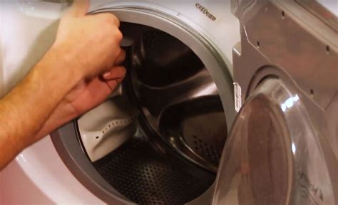 démonter joint hublot machine laver whirlpool|Comment changer le joint de hublot d’un lave.